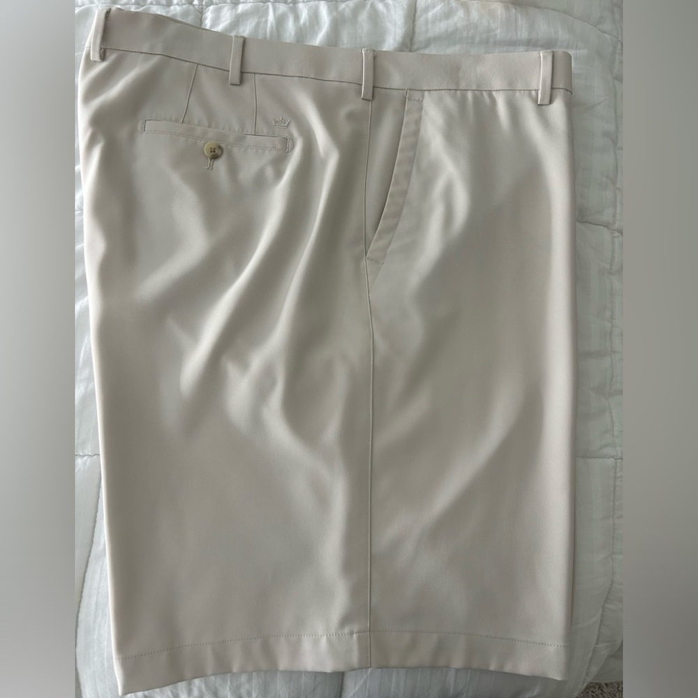 Peter Millar golf shorts